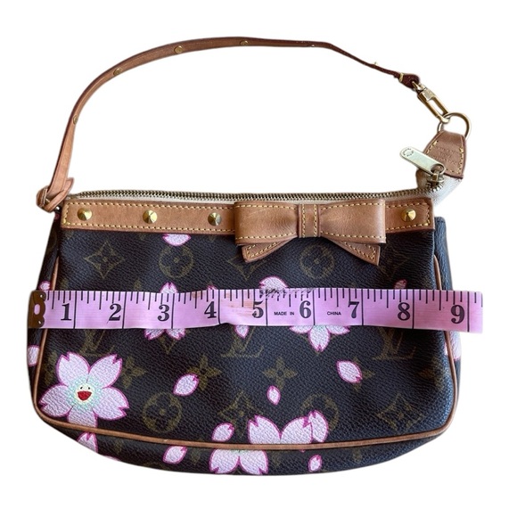 Vintage Louis Vuitton Takashi Murakami Blossom Monogram shoulder bag Pochette - Picture 15 of 15